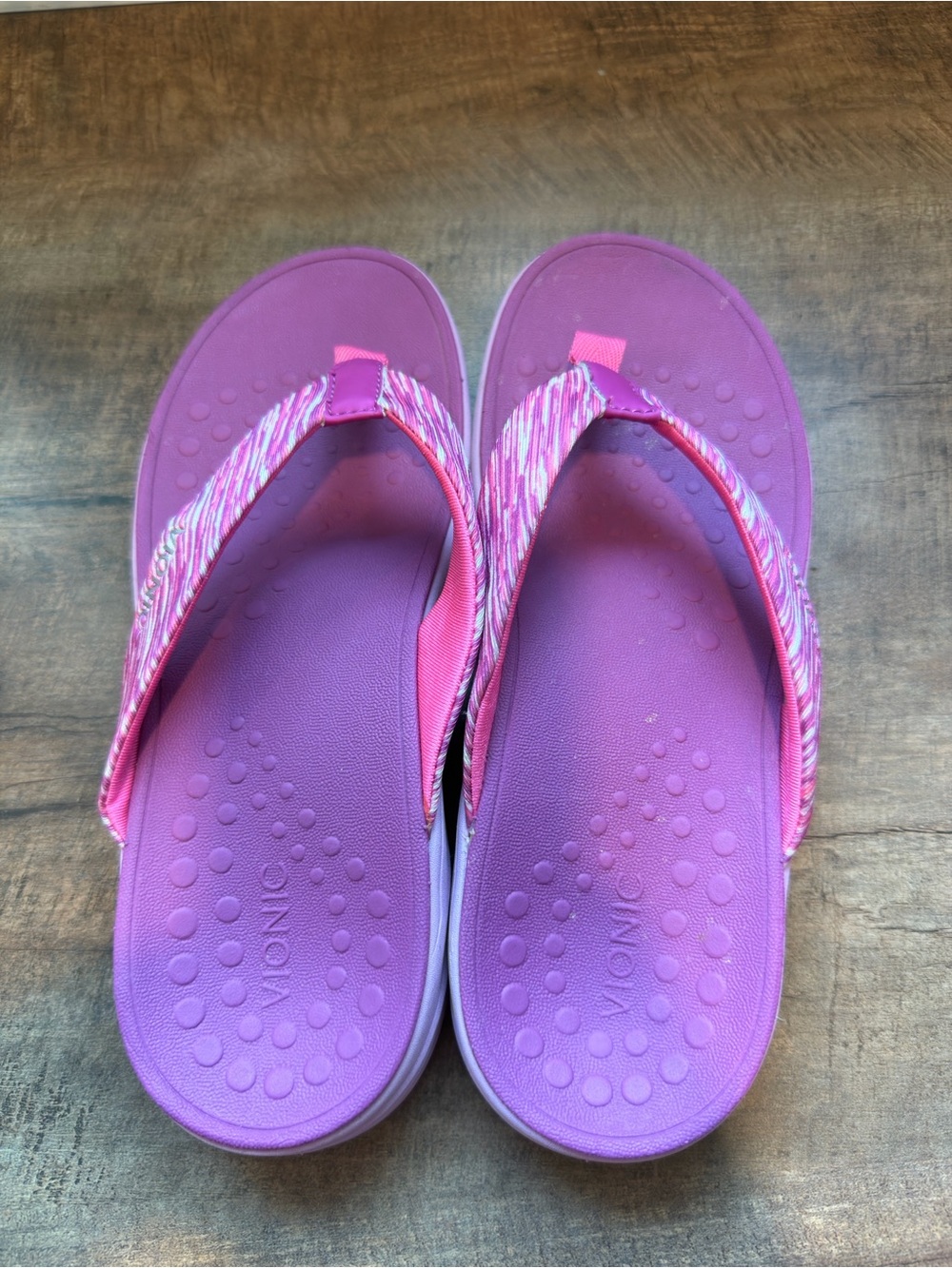 Vionic Purple Pink Striped Flip Flop Thong Wedge Sandals Women's Size 8 - Picture 4 of 7
